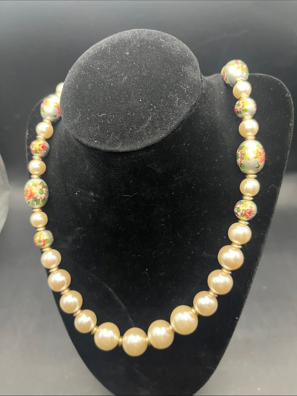 Hand-Painted Floral Necklace in Japanese Decal Beads Faux Pearl costume 27”